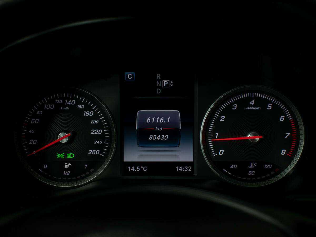 Mercedes-Benz C-Класс с пробегом — 2014 год. Фото: #9