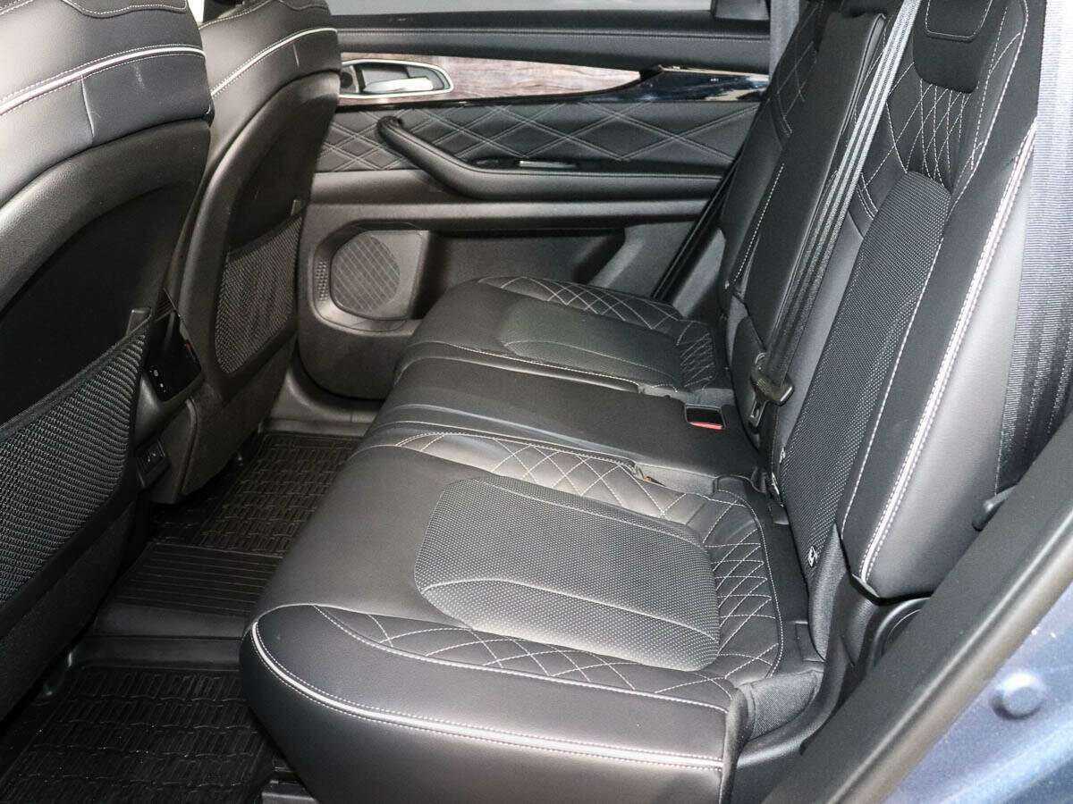 EXEED VX с пробегом — 2022 год. Фото: #9