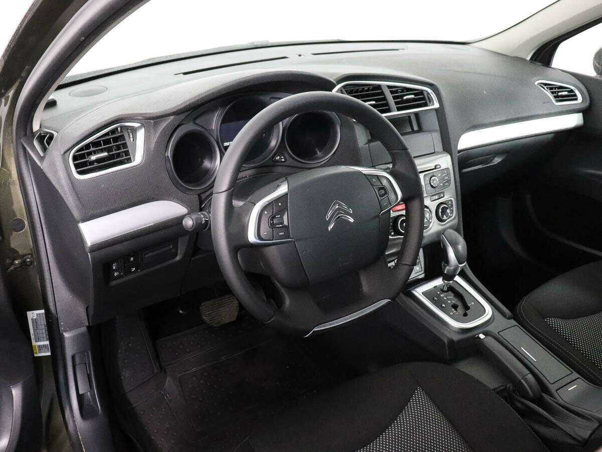 Citroen C4 с пробегом — 2015 год. Фото: #7