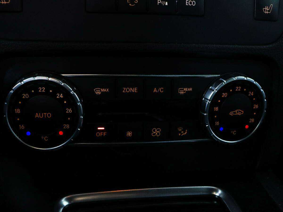 Mercedes-Benz GLK-Класс с пробегом — 2014 год. Фото: #15