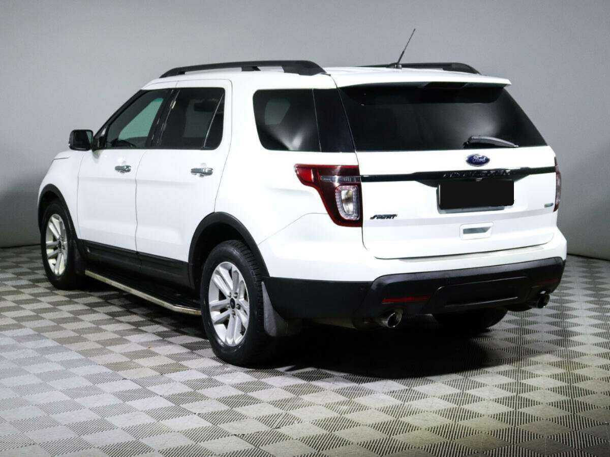 Ford Explorer с пробегом — 2014 год. Фото: #6