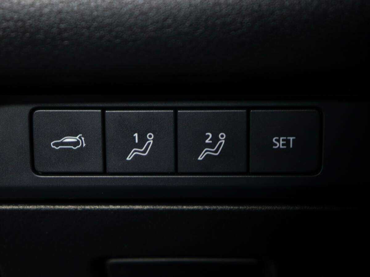 Mazda CX-30 с пробегом — 2021 год. Фото: #18