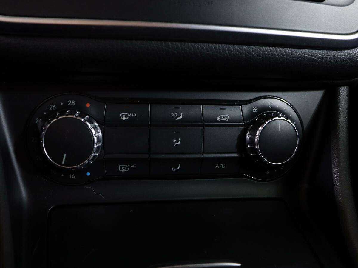 Mercedes-Benz A-Класс с пробегом — 2013 год. Фото: #18