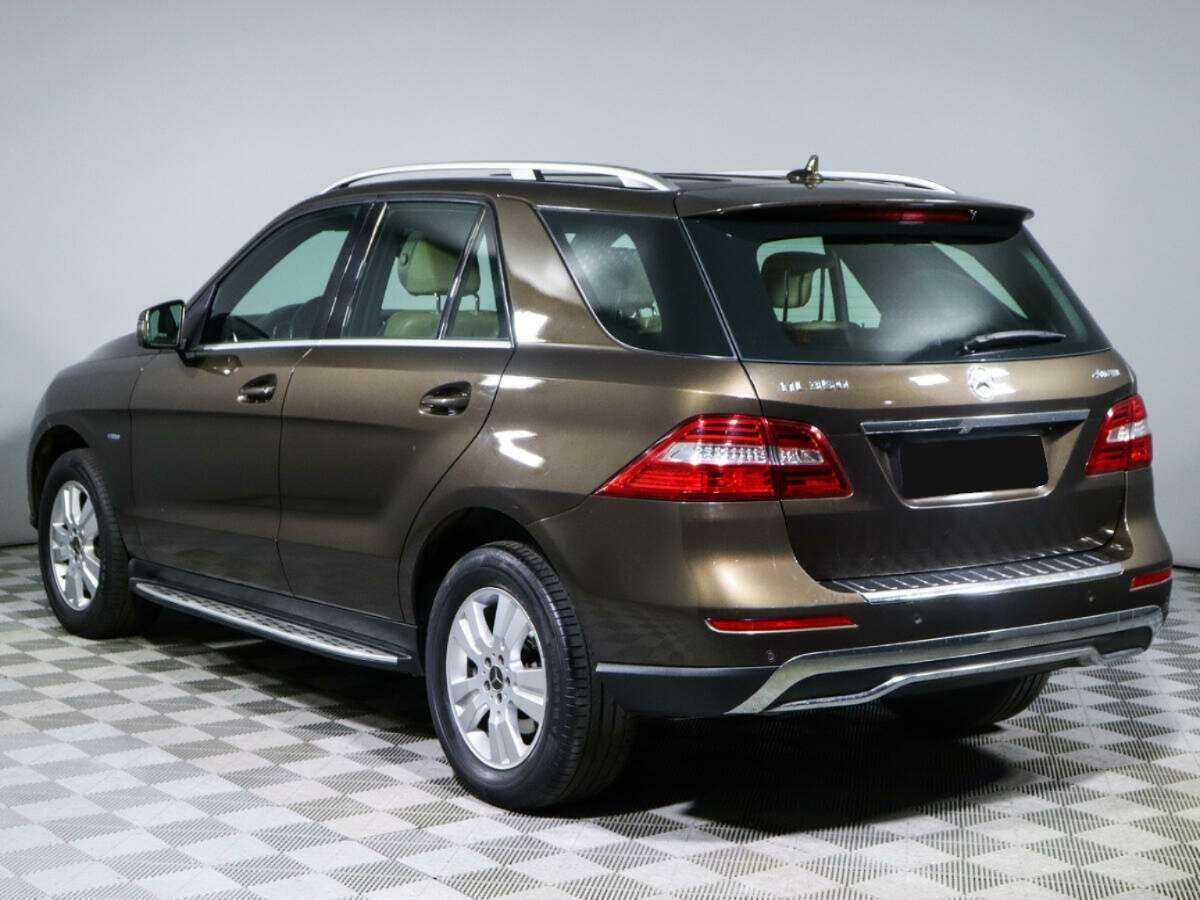 Mercedes-Benz M-Класс с пробегом — 2012 год. Фото: #5