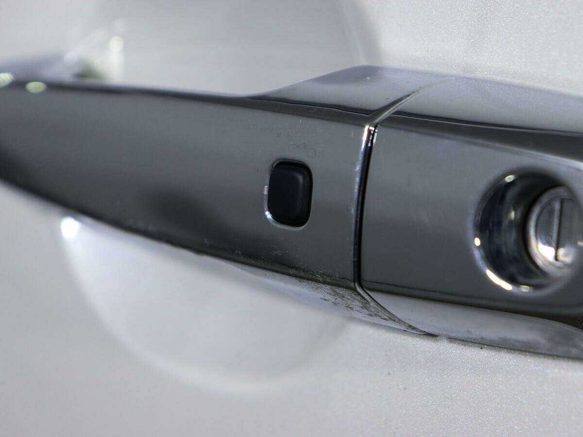 Mitsubishi Pajero Sport с пробегом — 2018 год. Фото: #16