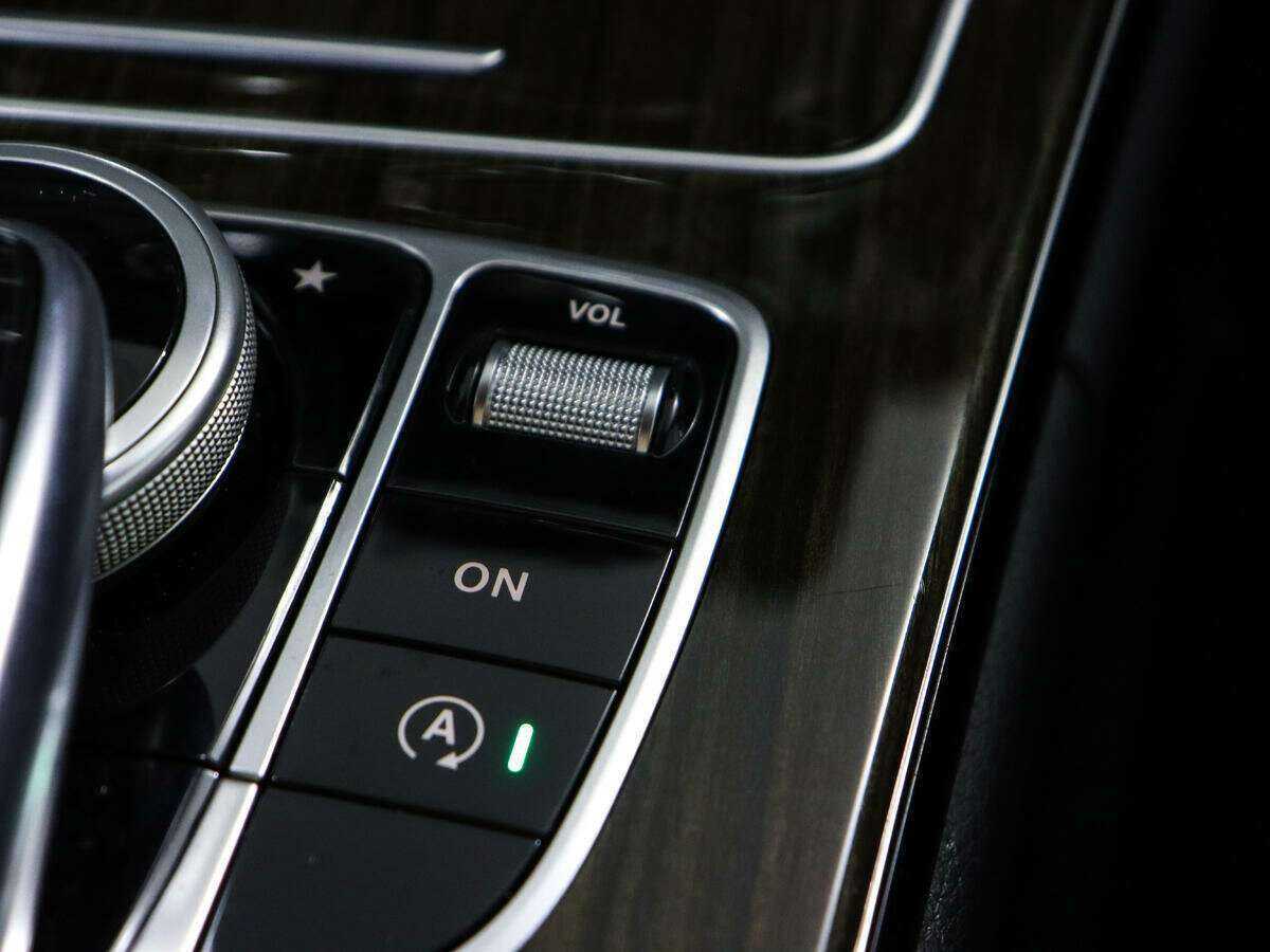 Mercedes-Benz C-Класс с пробегом — 2014 год. Фото: #17