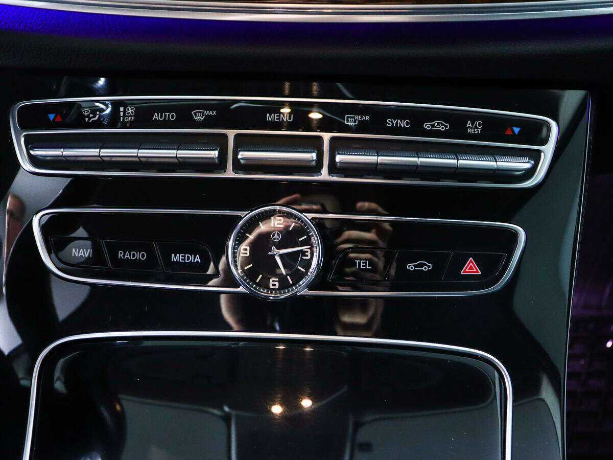 Mercedes-Benz E-Класс с пробегом — 2016 год. Фото: #17