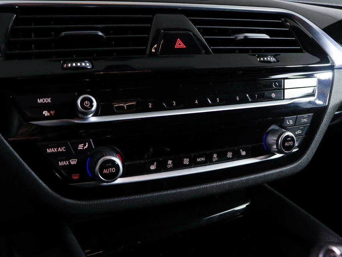 BMW 5 серии с пробегом — 2018 год. Фото: #17