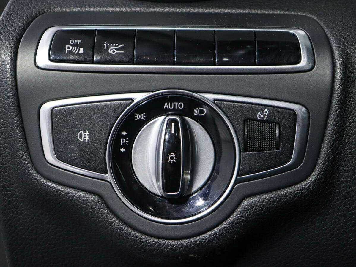 Mercedes-Benz C-Класс с пробегом — 2015 год. Фото: #17