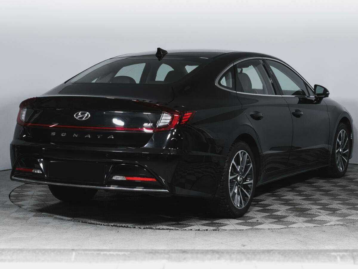 Hyundai Sonata с пробегом — 2021 год. Фото: #4
