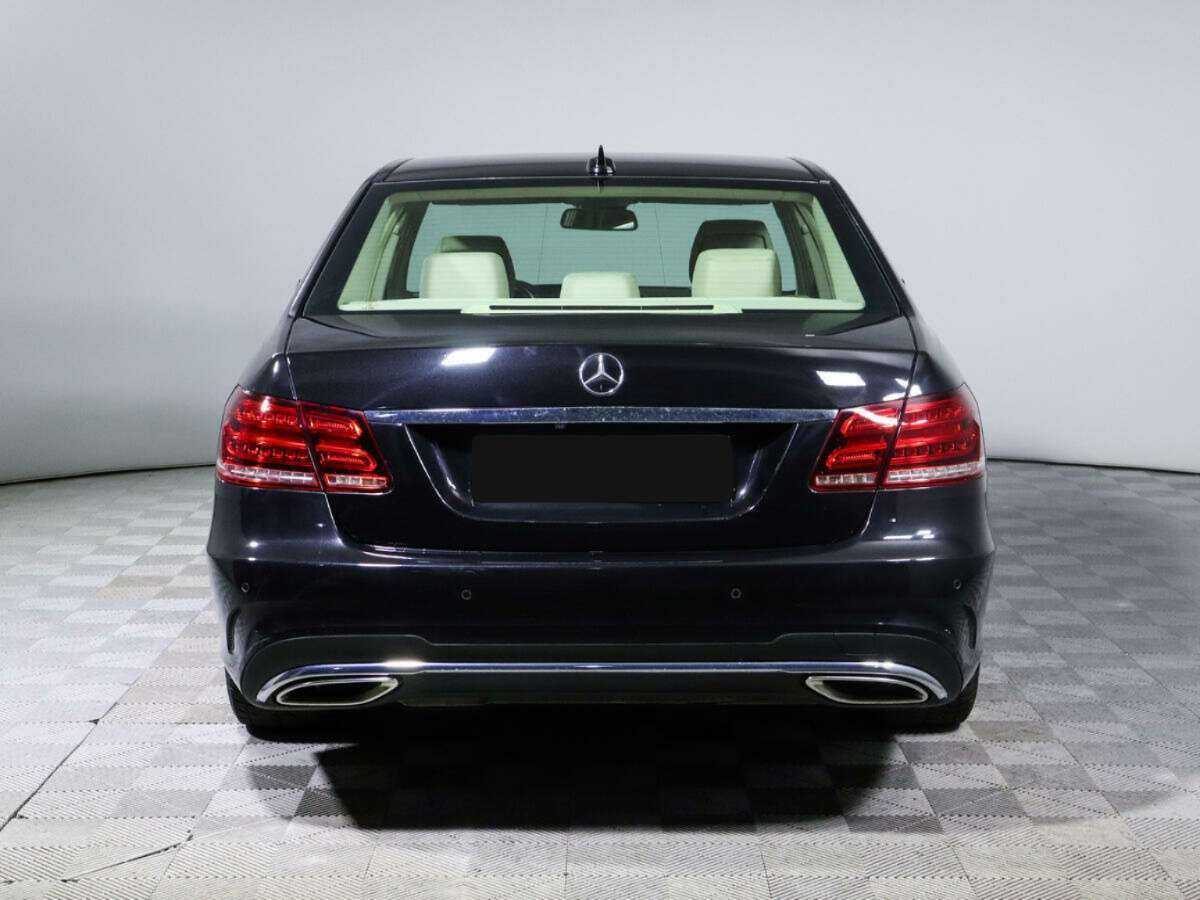 Mercedes-Benz E-Класс с пробегом — 2015 год. Фото: #4