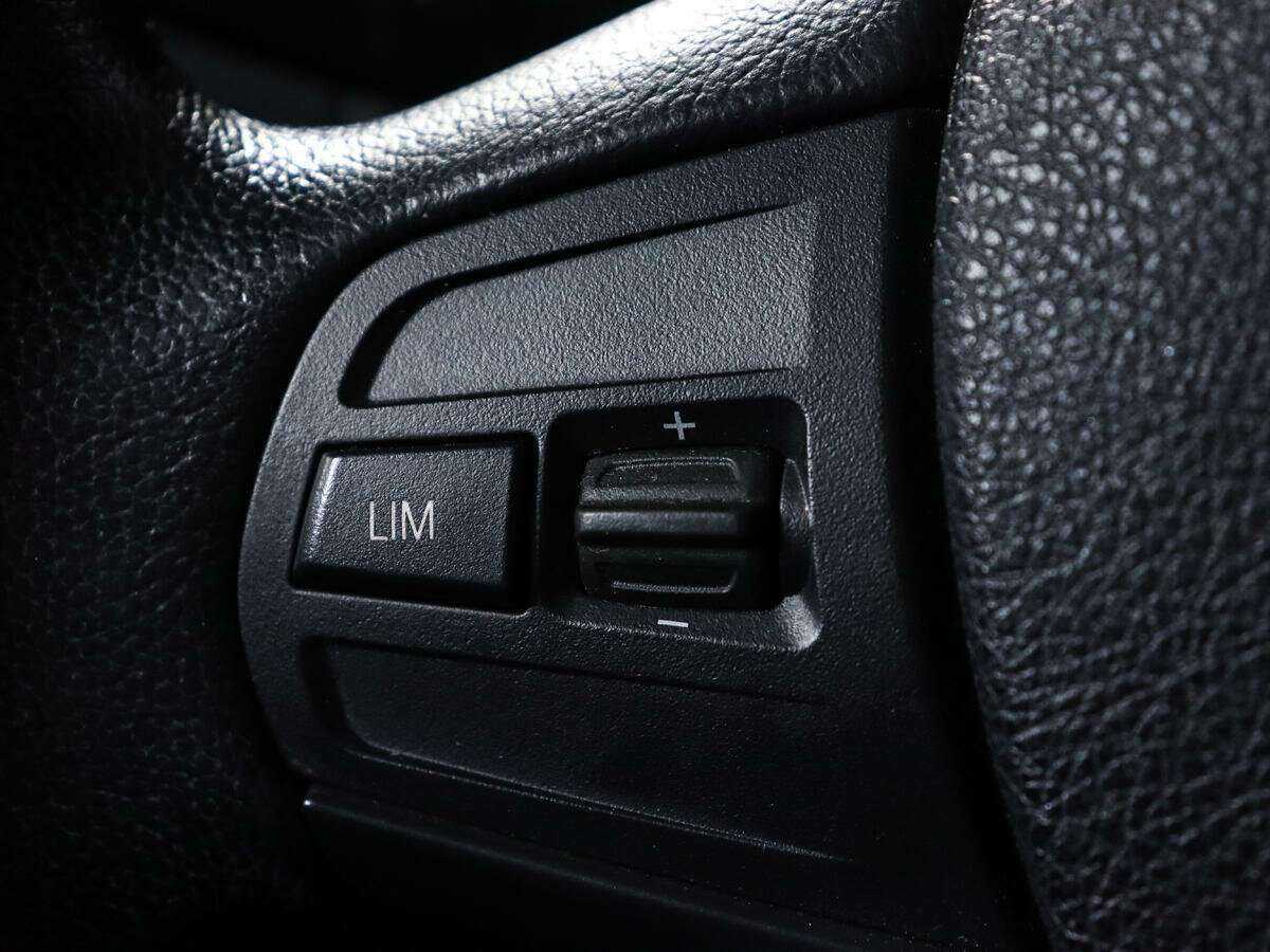 BMW 3 серии с пробегом — 2014 год. Фото: #17