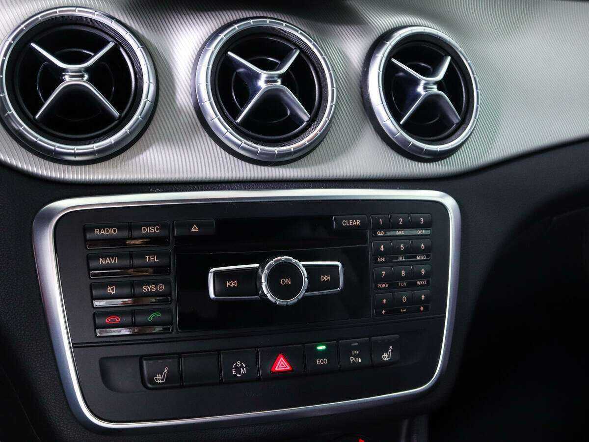 Mercedes-Benz CLA с пробегом — 2014 год. Фото: #15