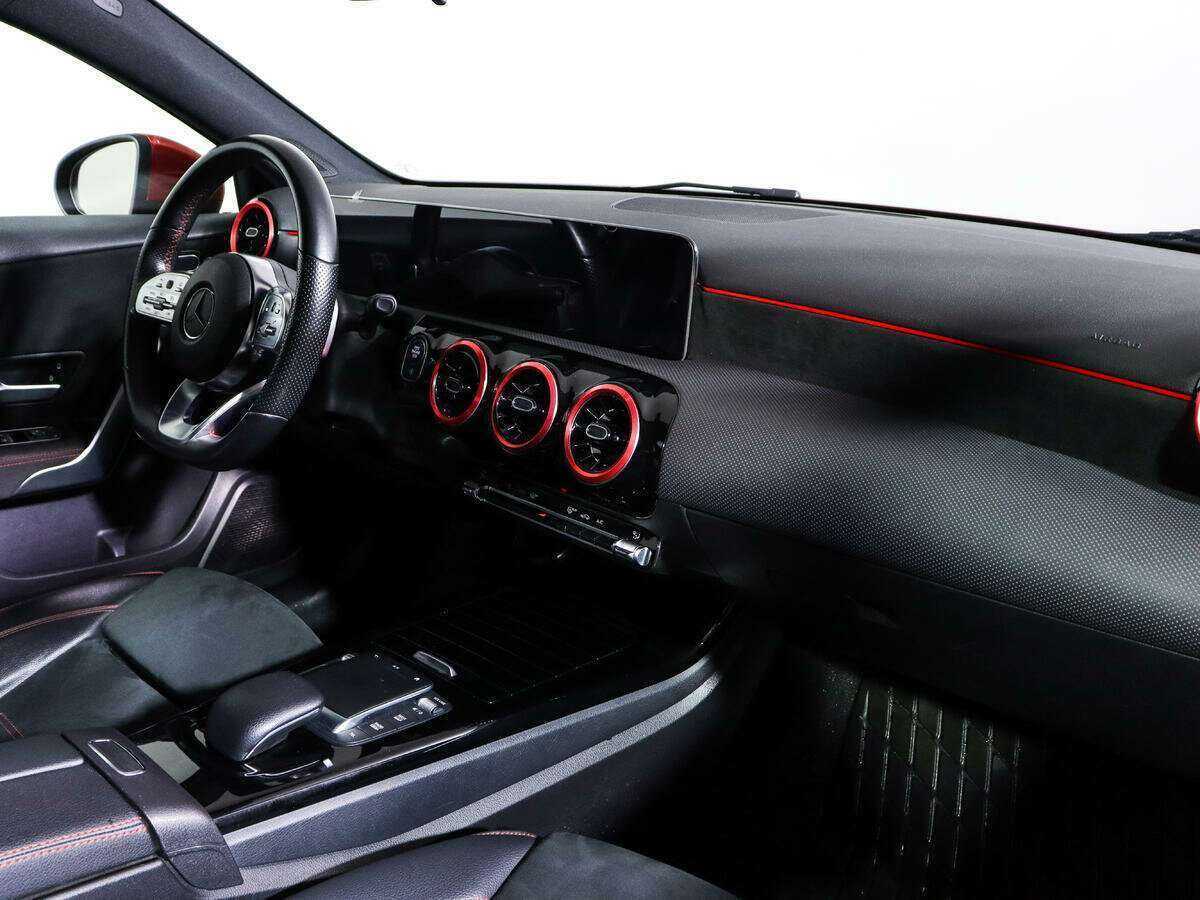 Mercedes-Benz A-Класс с пробегом — 2020 год. Фото: #8