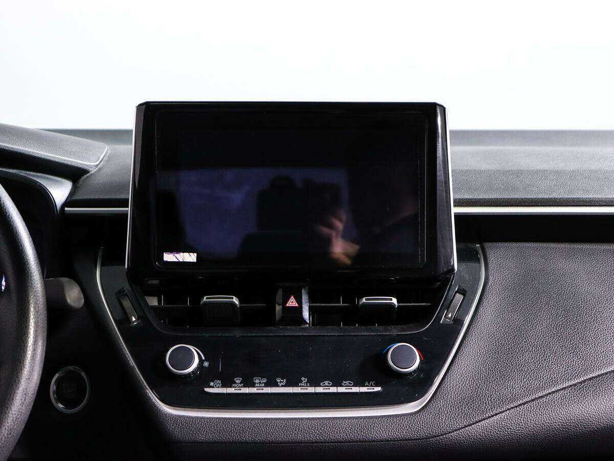 Toyota Corolla с пробегом — 2022 год. Фото: #11