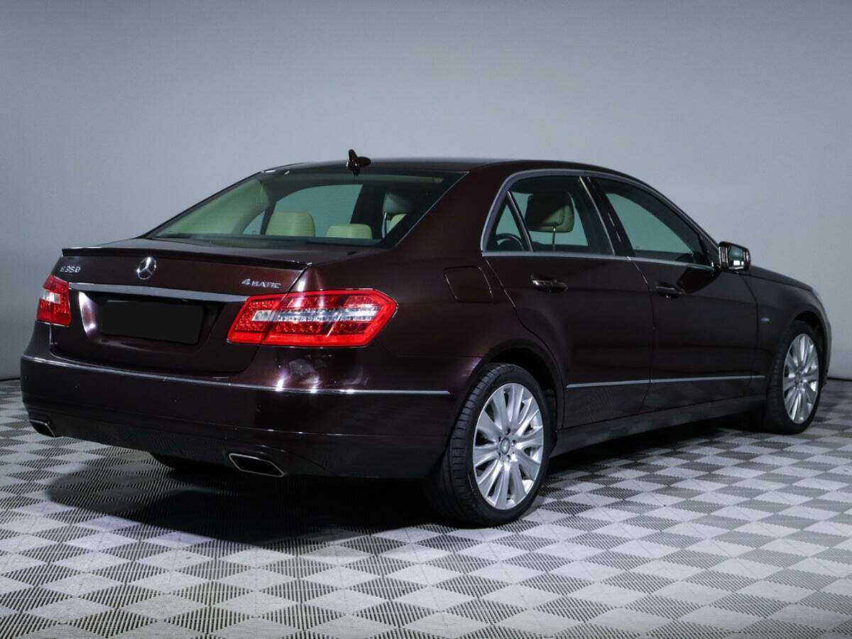 Mercedes-Benz E-Класс с пробегом — 2012 год. Фото: #4