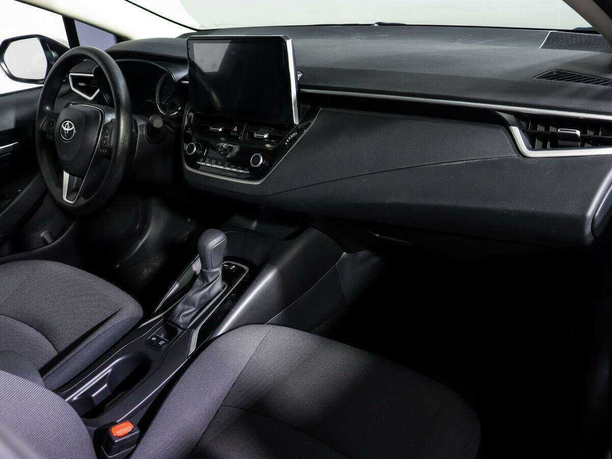 Toyota Corolla с пробегом — 2022 год. Фото: #5