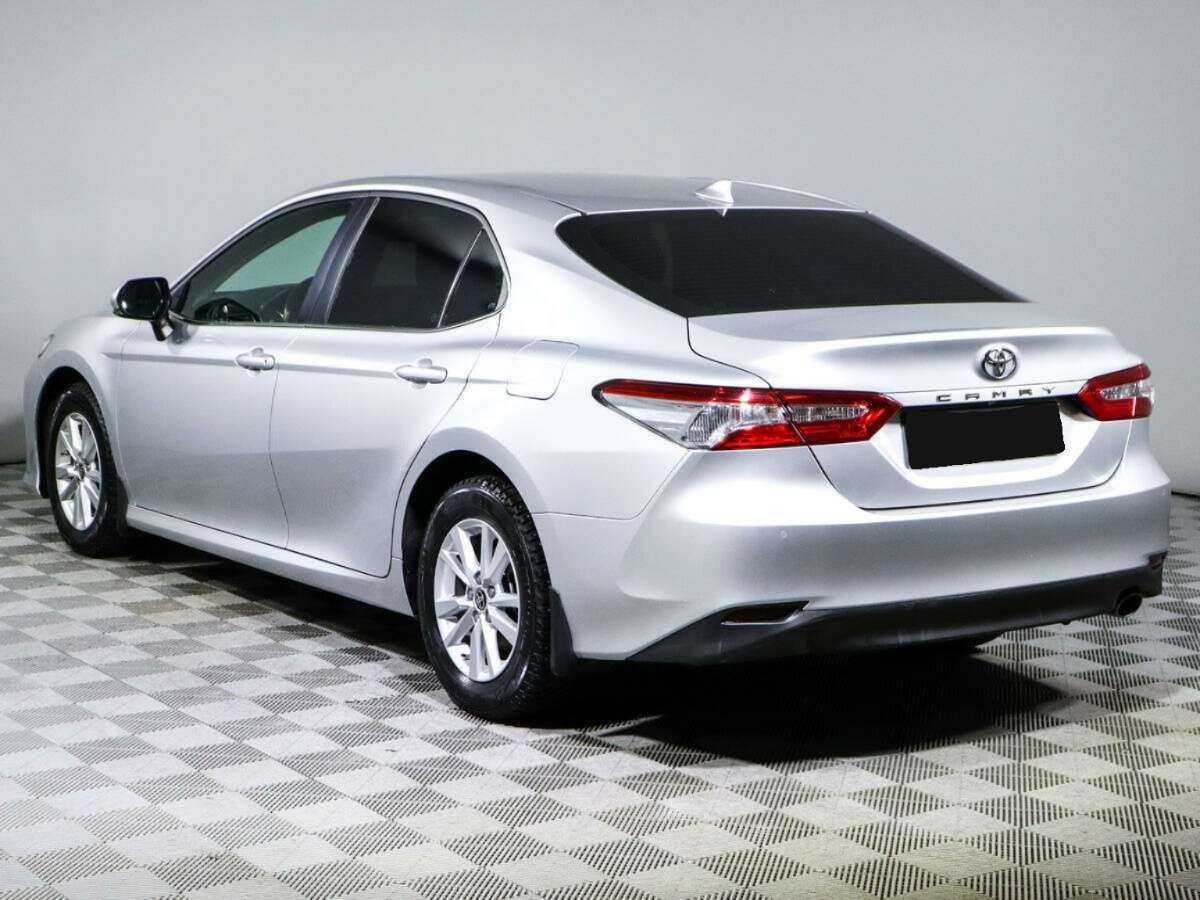 Toyota Camry с пробегом — 2020 год. Фото: #6