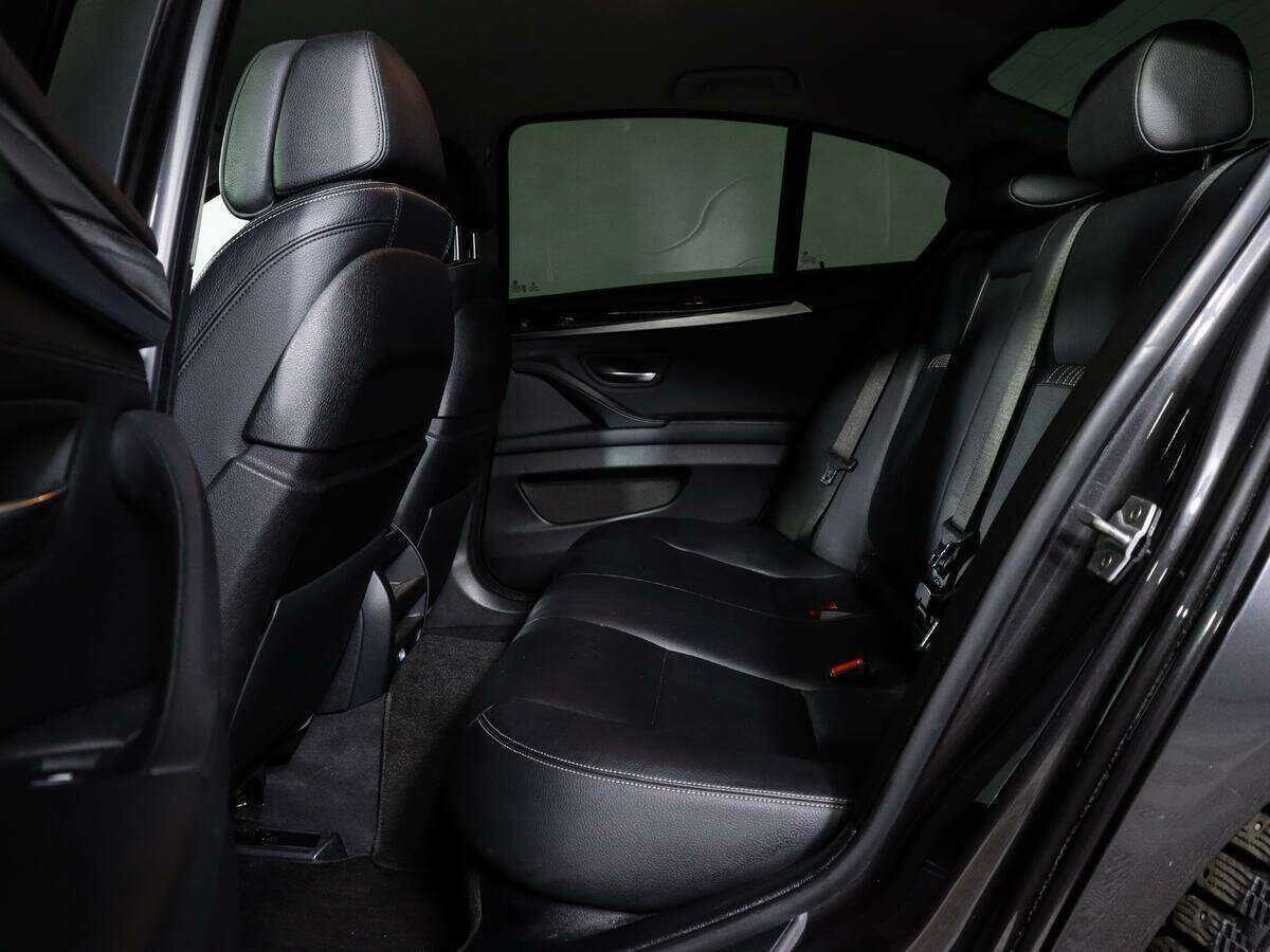 BMW 5 серии с пробегом — 2015 год. Фото: #6