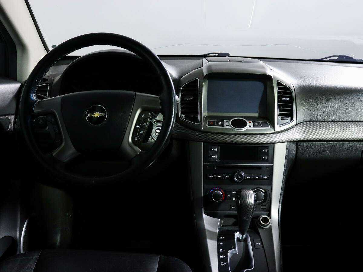 Chevrolet Captiva с пробегом — 2013 год. Фото: #9
