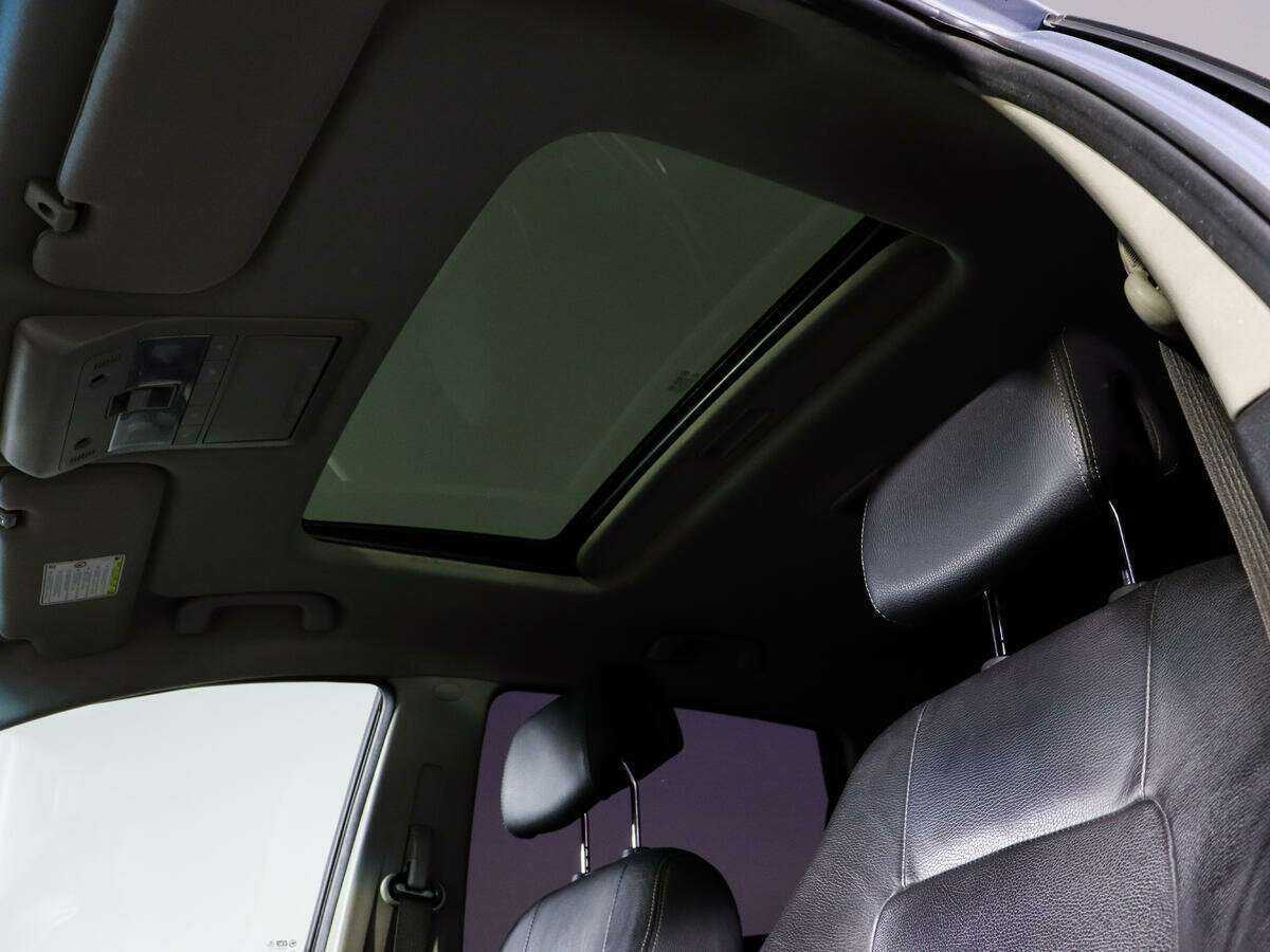 Chevrolet Captiva с пробегом — 2013 год. Фото: #12