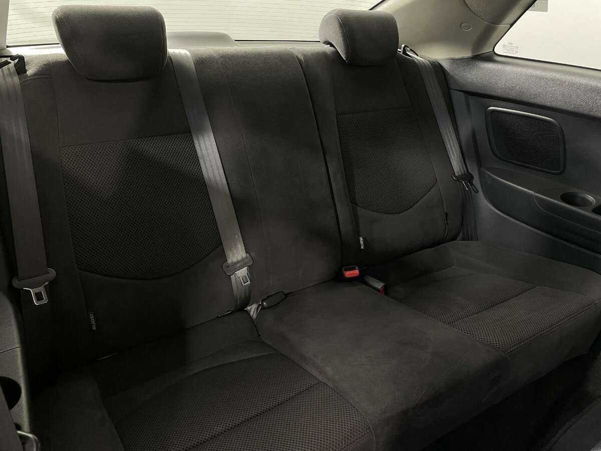 Kia Cerato с пробегом — 2012 год. Фото: #13