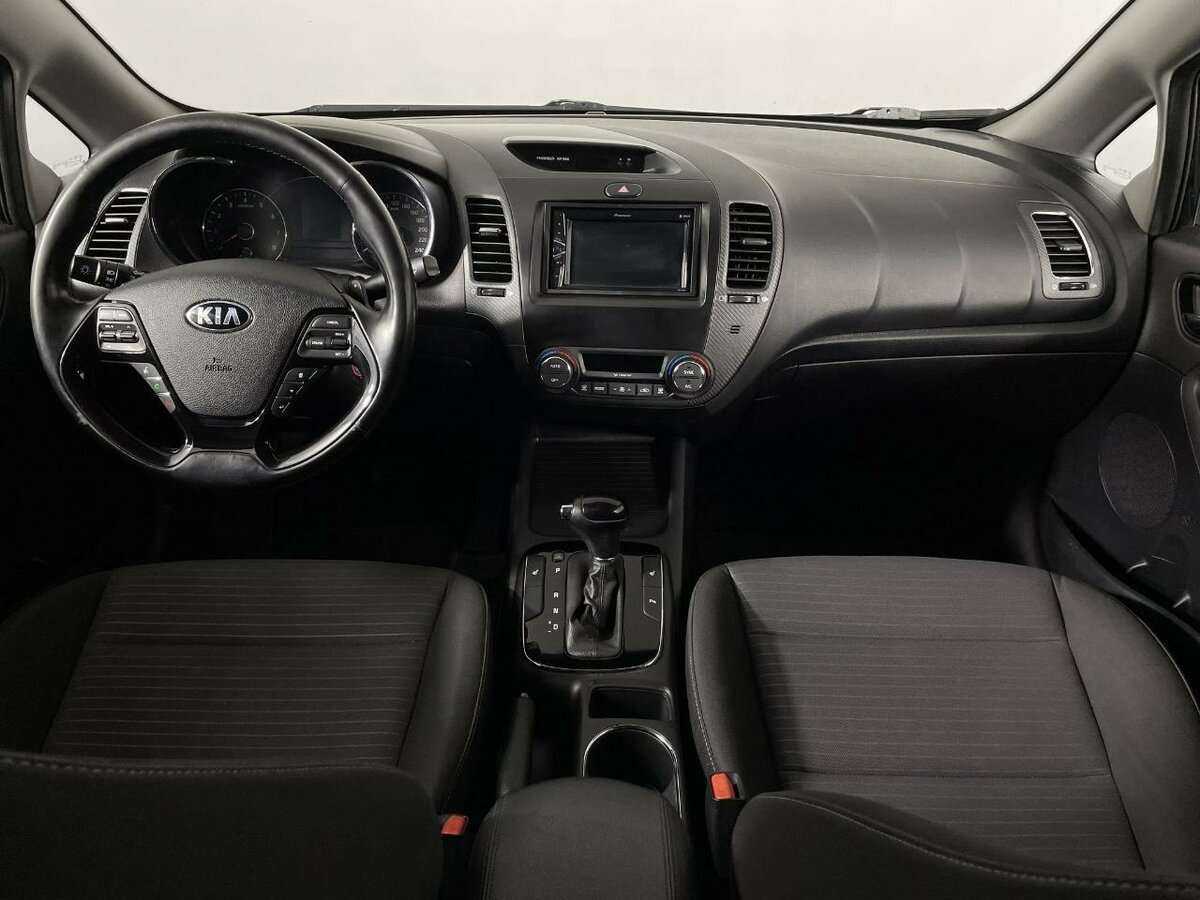 Kia Cerato с пробегом — 2017 год. Фото: #5