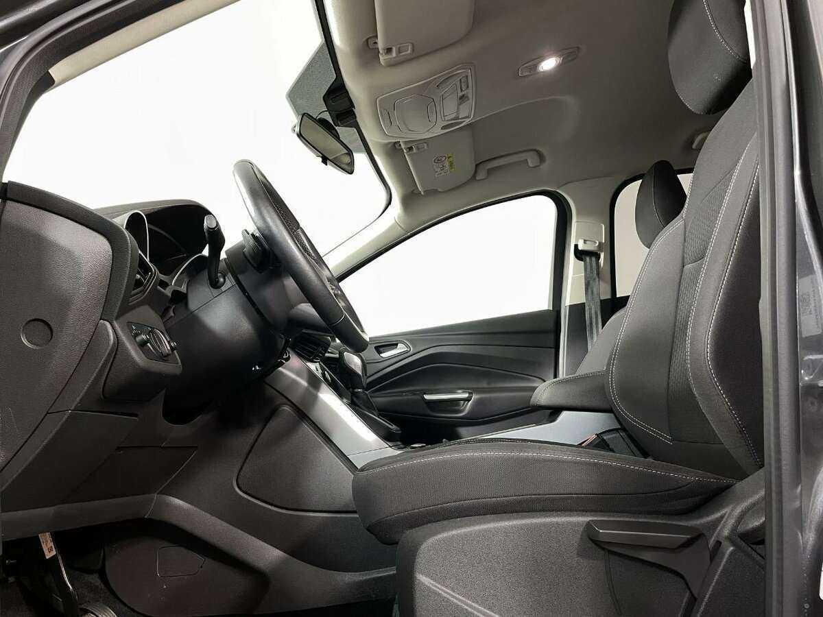 Ford Kuga с пробегом — 2017 год. Фото: #9