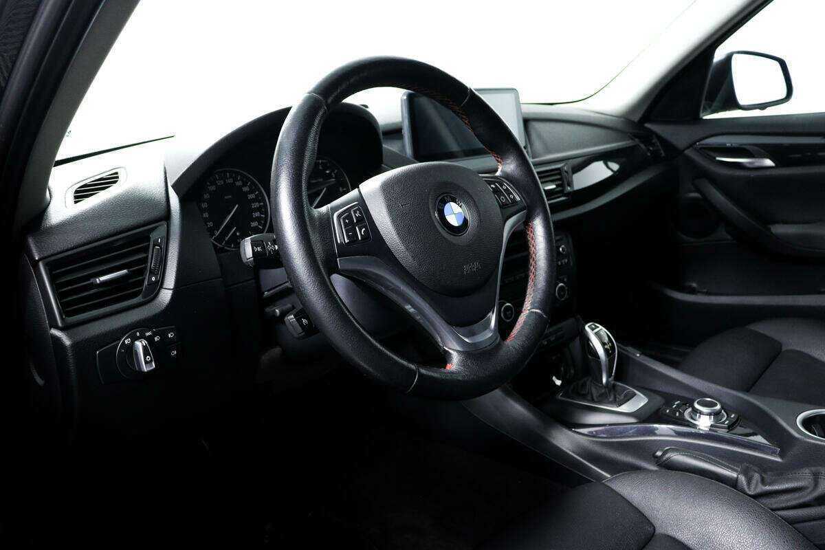 BMW X1 с пробегом — 2012 год. Фото: #12