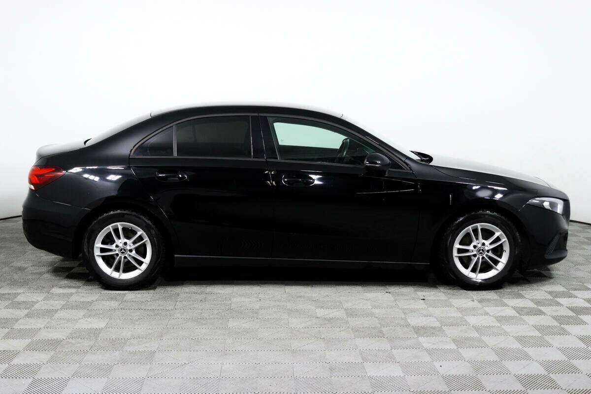 Mercedes-Benz A-Класс с пробегом — 2019 год. Фото: #3