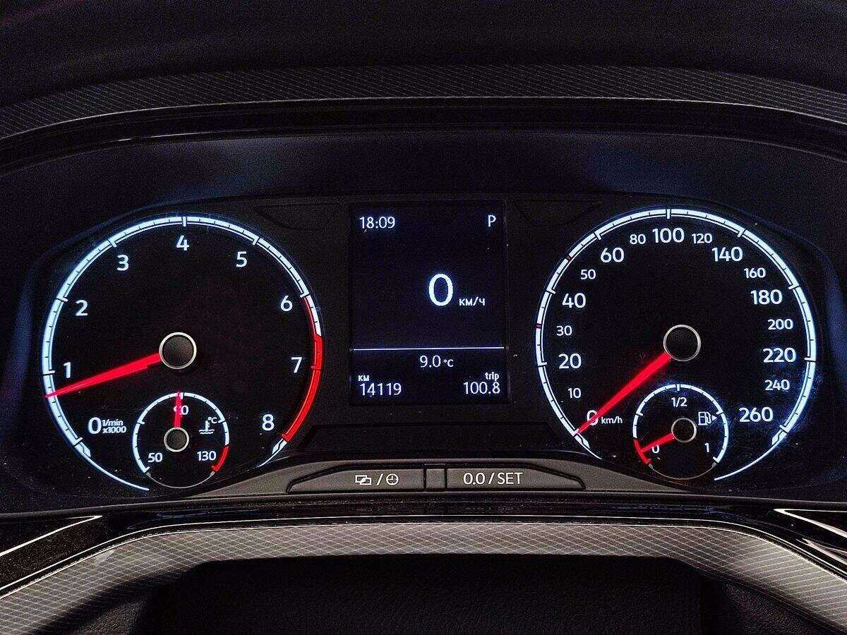 Volkswagen Polo с пробегом — 2021 год. Фото: #14