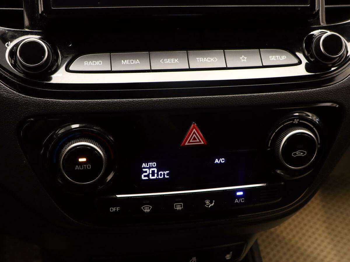 Hyundai Solaris с пробегом — 2020 год. Фото: #15