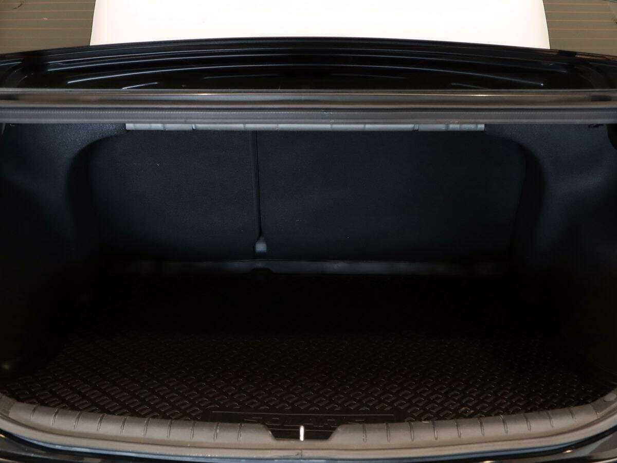 Hyundai Solaris с пробегом — 2020 год. Фото: #8