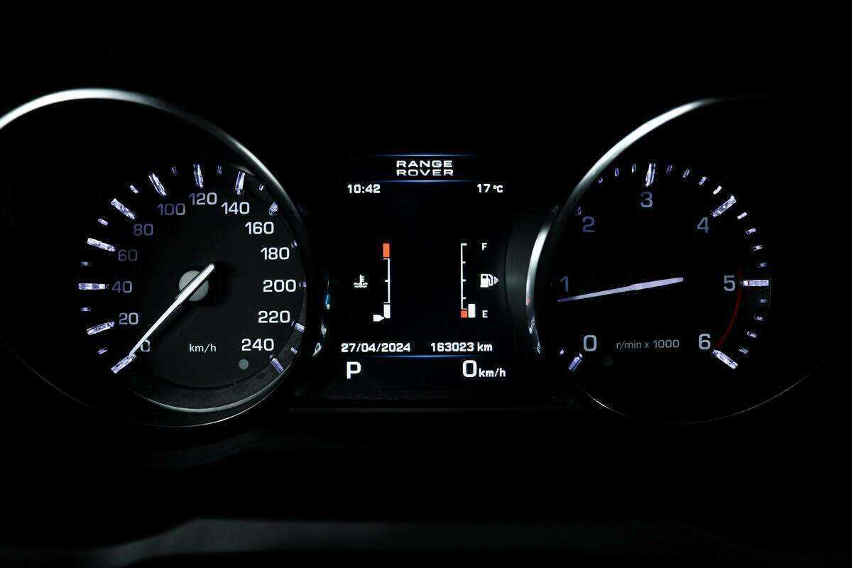 Land Rover Range Rover Evoque с пробегом — 2012 год. Фото: #9