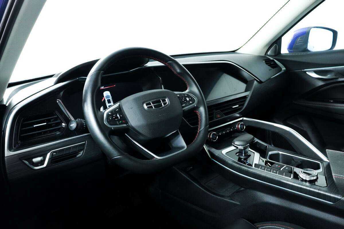 Geely Tugella с пробегом — 2021 год. Фото: #12