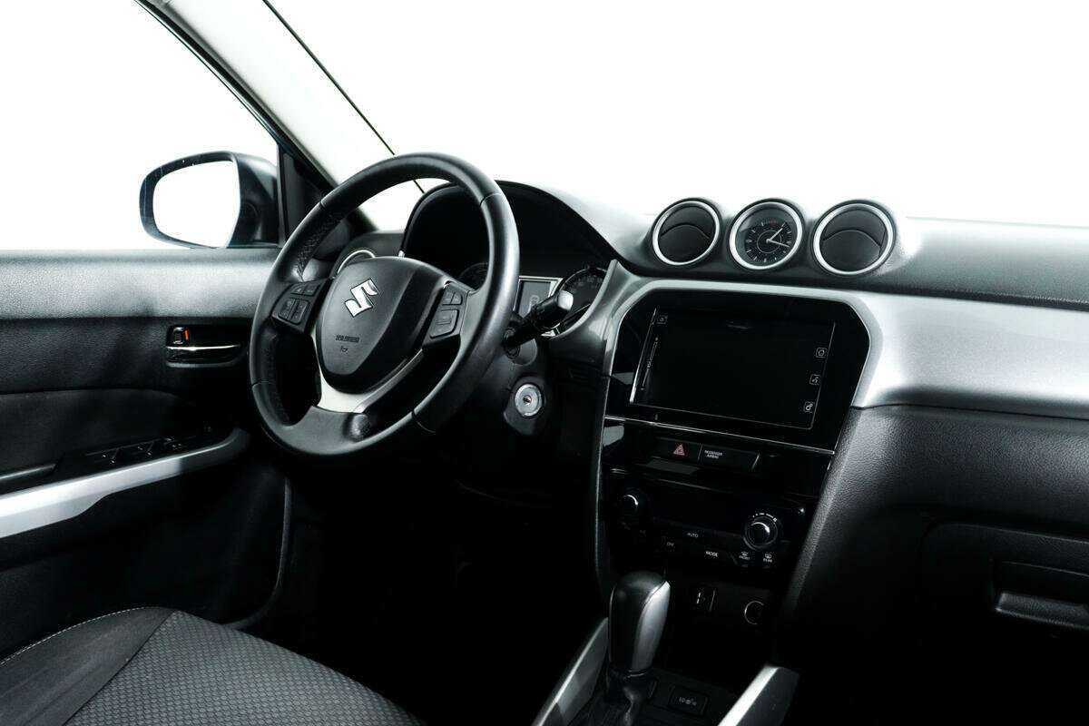 Suzuki Vitara с пробегом — 2018 год. Фото: #8