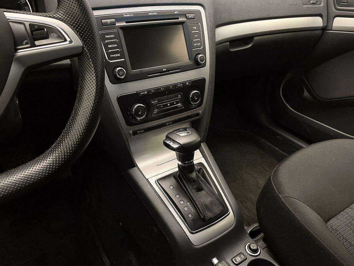 Skoda Octavia с пробегом — 2012 год. Фото: #14