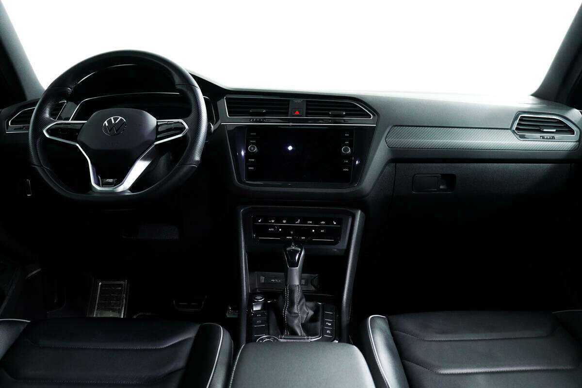 Volkswagen Tiguan с пробегом — 2021 год. Фото: #10