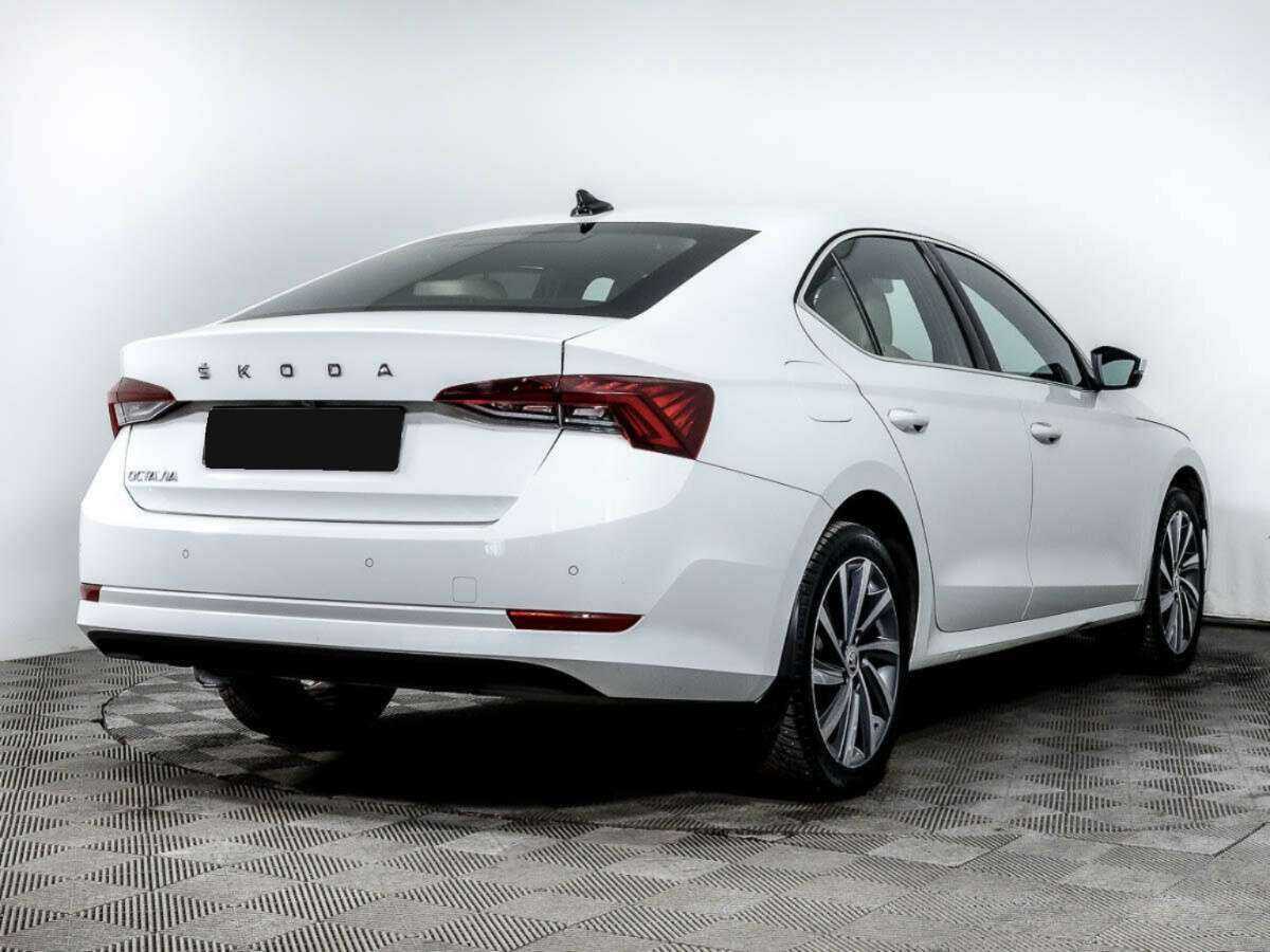 Skoda Octavia с пробегом — 2021 год. Фото: #3