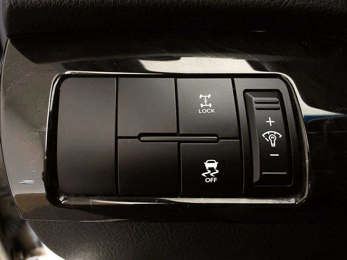 Kia Sorento с пробегом — 2015 год. Фото: #14