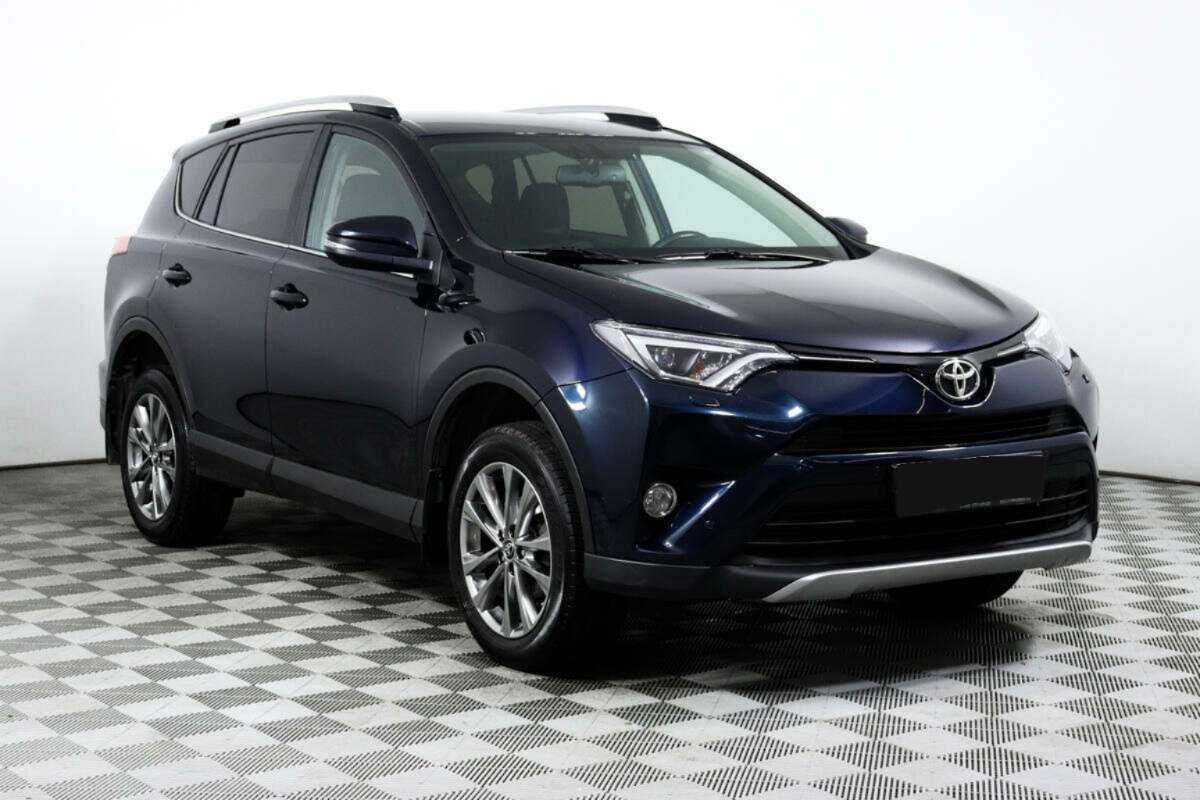 Toyota RAV4 с пробегом — 2019 год. Фото: #2