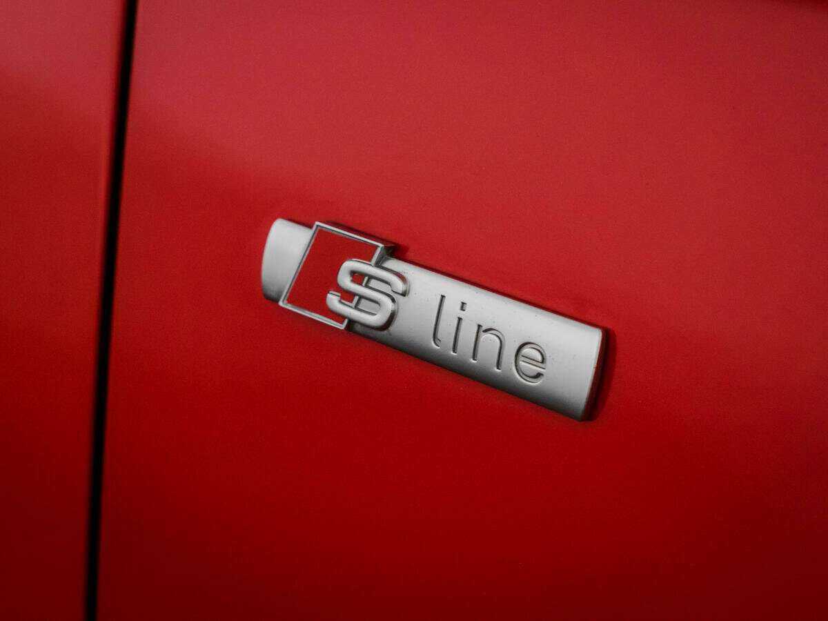 Audi A4 с пробегом — 2015 год. Фото: #18