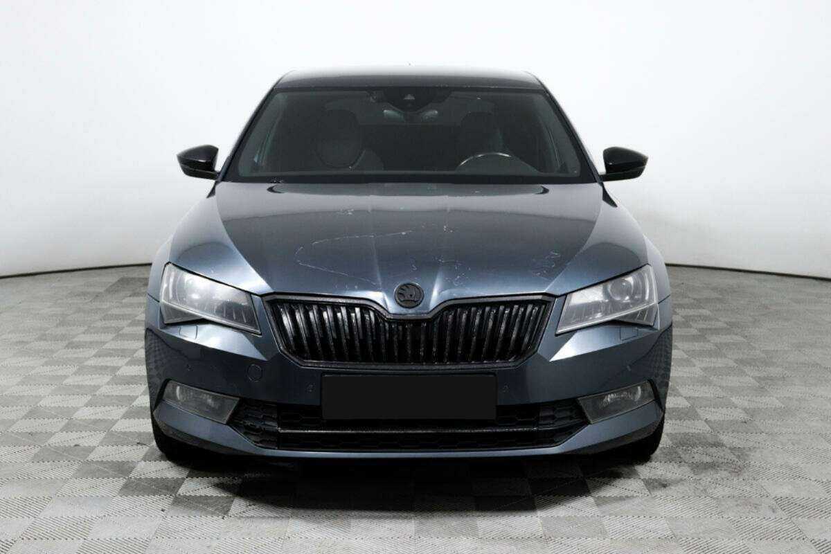 Skoda Superb с пробегом — 2017 год. Фото: #1