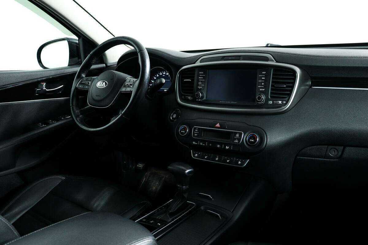 Kia Sorento с пробегом — 2018 год. Фото: #8