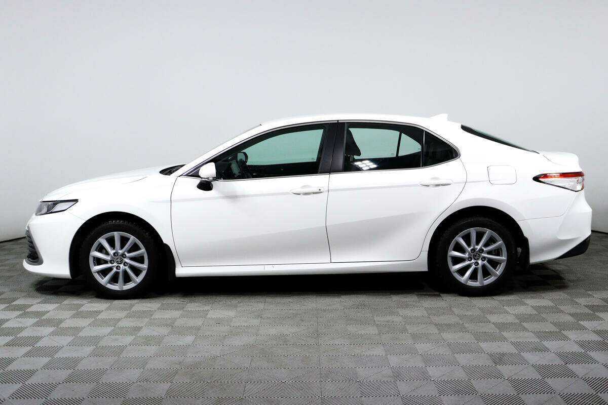 Toyota Camry с пробегом — 2021 год. Фото: #7