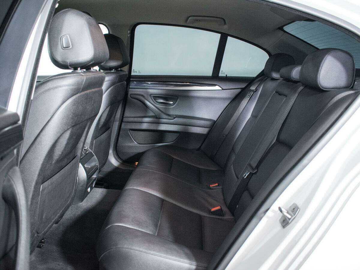 BMW 5 серии с пробегом — 2016 год. Фото: #9