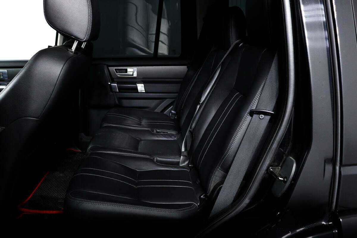 Land Rover Discovery с пробегом — 2014 год. Фото: #11