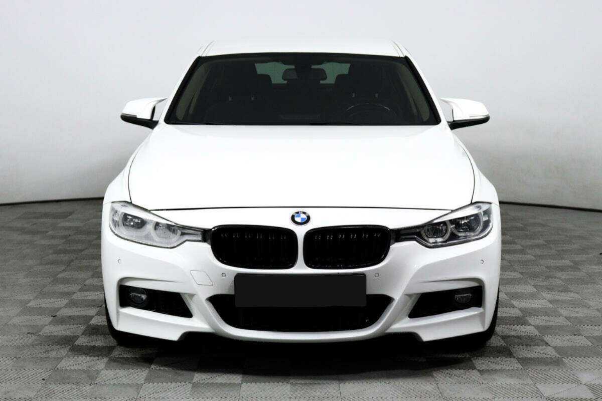BMW 3 серии с пробегом — 2016 год. Фото: #1