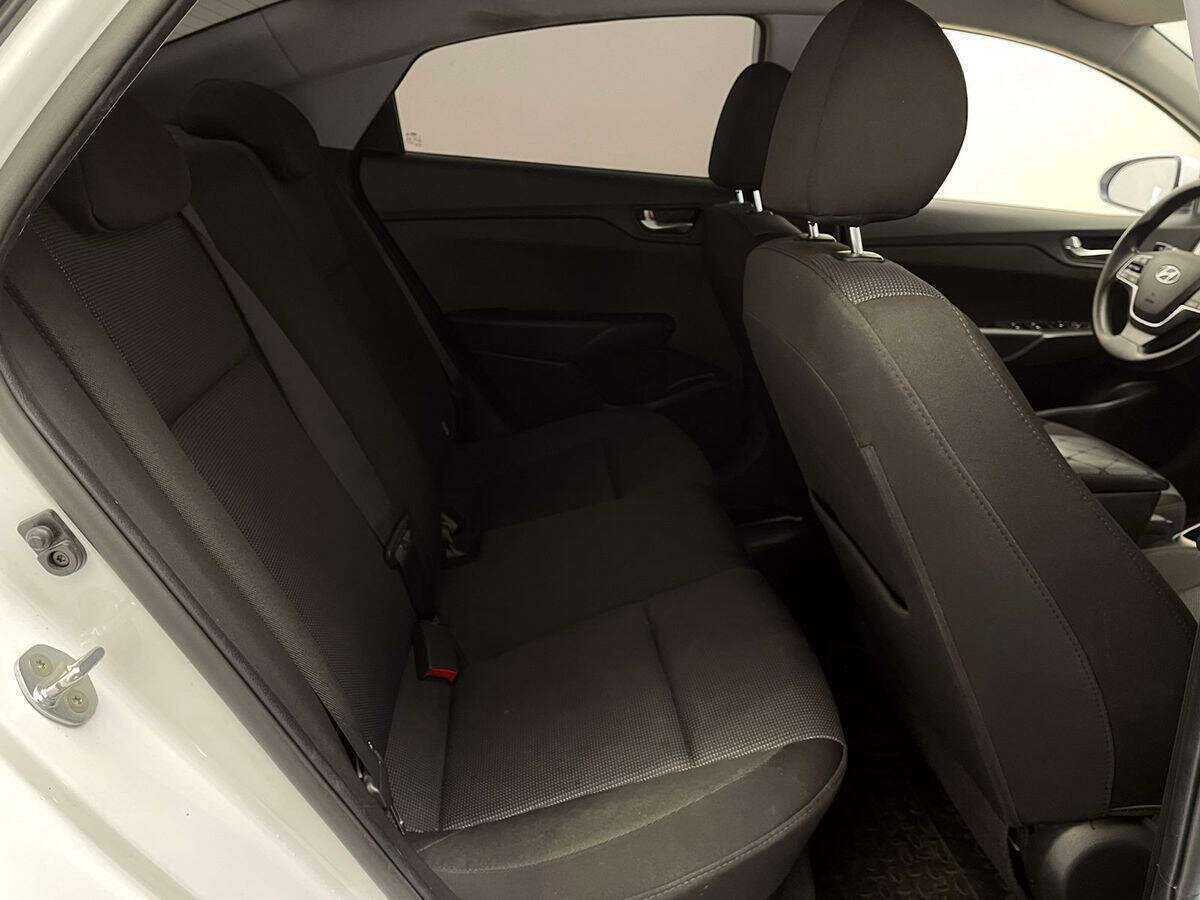 Hyundai Solaris с пробегом — 2020 год. Фото: #7