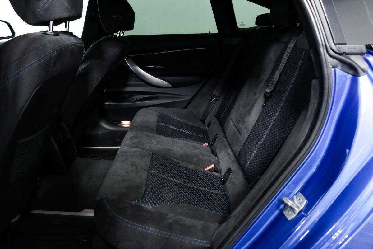 BMW 3 серии с пробегом — 2017 год. Фото: #11